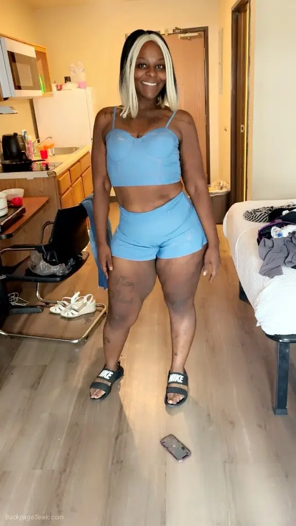 Available Now in Birmingham – Women Seeking Men photo 5