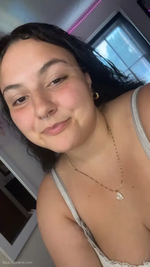HORNY SEXY LADY READY TO FUCK YOU