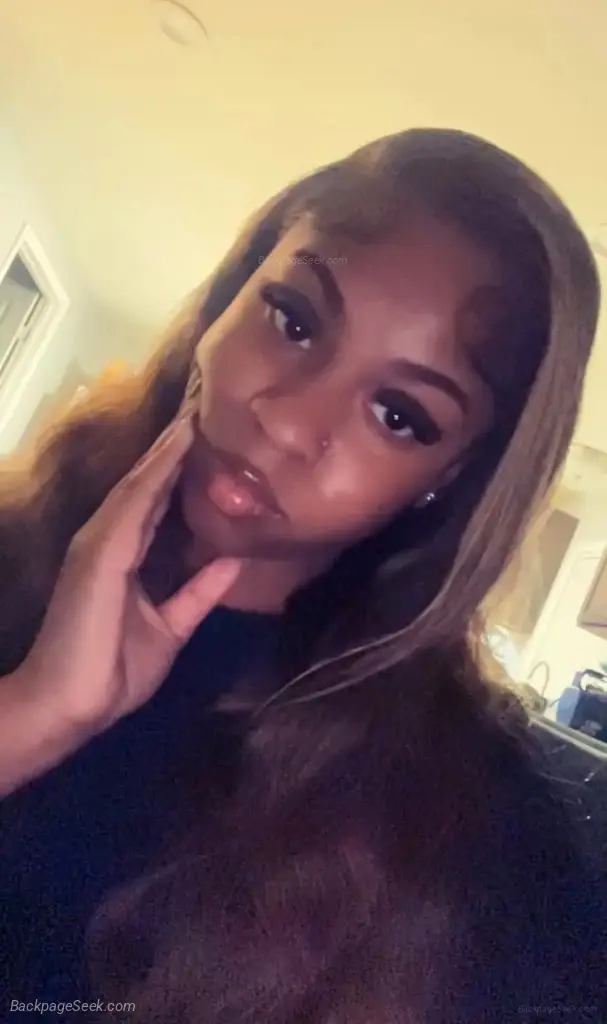 Pretty Face Savage Intentions in Boston – Women Seeking Men photo 2