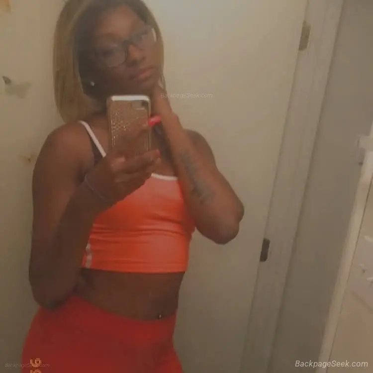 Hey Available Baby in Bronx – Women Seeking Men photo 2