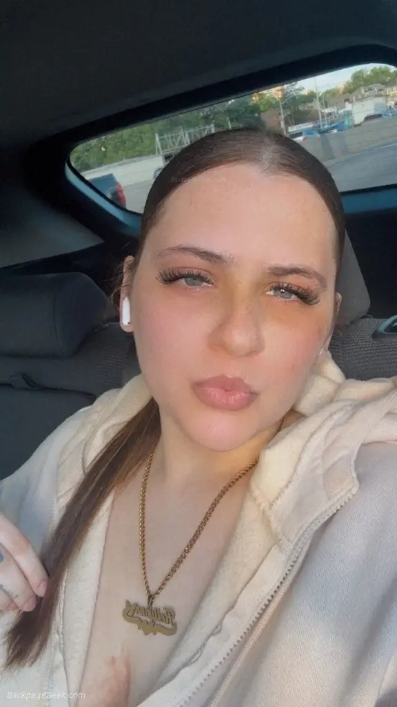 Stacy the Snow bunny Outcall only in Bronx – Women Seeking Men photo 4