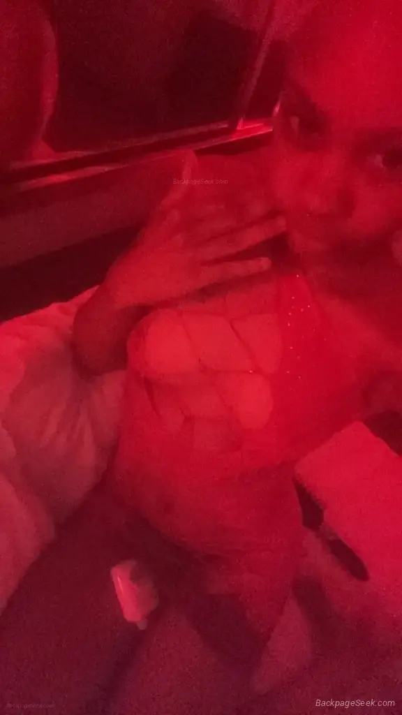 Ur Freak WET pussy in Bronx – Women Seeking Men photo 2