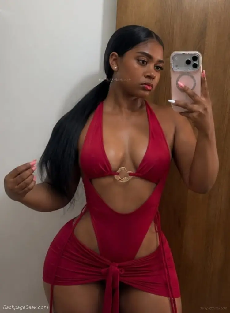 I m a very sexy girl I m available for you my love in Bronx – Women Seeking Men photo 3