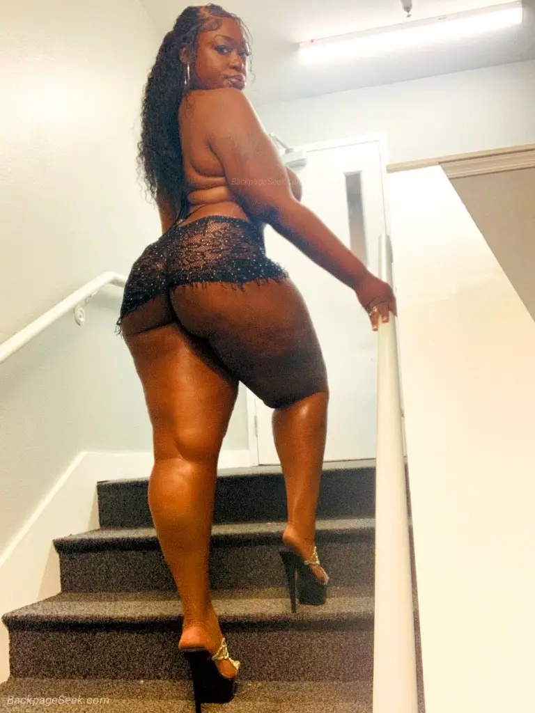 SUPER SOAKER SQUIRTER MZ FOXY 100 REAL FACETIME VERIFY in Bronx – Women Seeking Men photo 2
