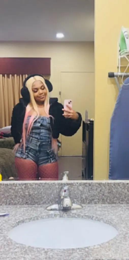 hey babies just got to brooklyn come give me some og that go... in Brooklyn – Women Seeking Men photo 4