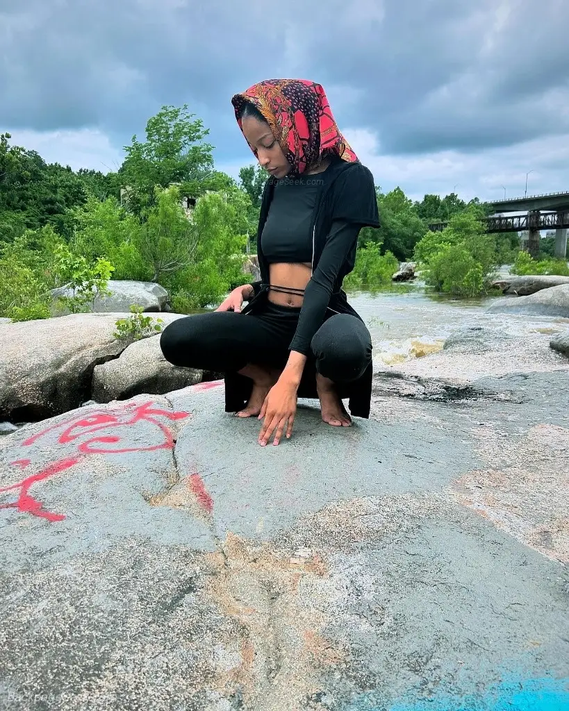 THROAT GOAT LIMITED EDITION in Brooklyn – Women Seeking Men photo 2