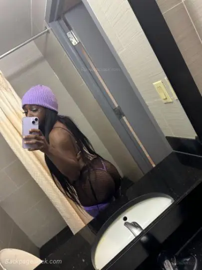 All this chocolate - OUTCALLSMEETUPS in Brooklyn – Women Seeking Men photo 5