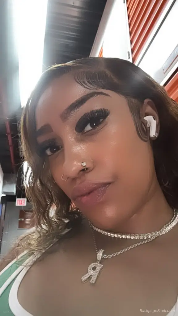 BK ENY - INCALLs ONLY NO BARE AT ALL in Brooklyn – Women Seeking Men photo 2