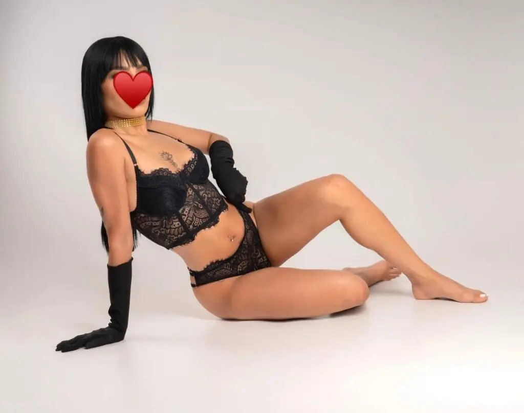 Promotion 50-50 HOT SEXY GIRL impressive VERY NICE cute swee... in Brooklyn – Women Seeking Men photo 2