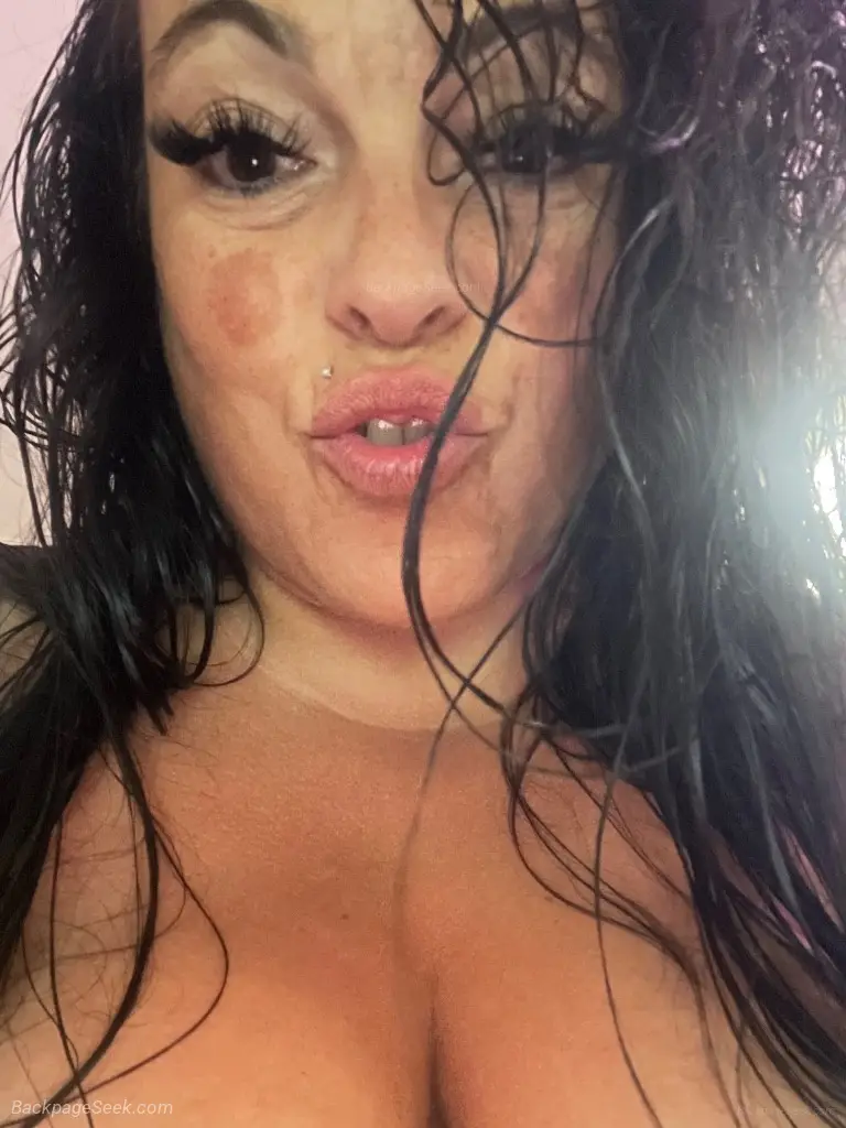 HEY NYC I M baaaccckkk BBW FILM STAR CARISSMA DELUCA is HERRE w