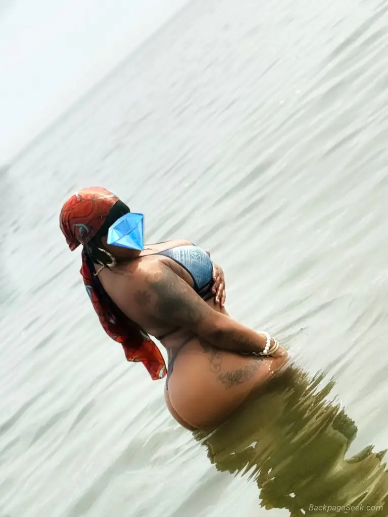 Luxury Host incalls only cash only in Brooklyn – Women Seeking Men photo 4