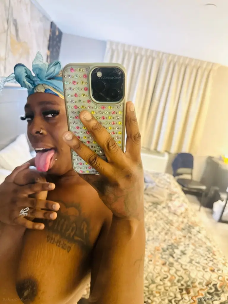 HEY DADDIES LET ME MAKE U CUM Outcalls Cardates Availible on... in Brooklyn – Women Seeking Men photo 5