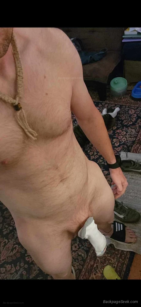 LADIES WHO WANT THEIR MAN TO WATCH US in Brunswick – Women Seeking Men photo 3