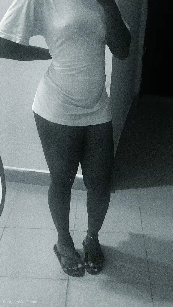 sexy petit ready to satisfiy your needs in Buffalo – Women Seeking Men photo 2