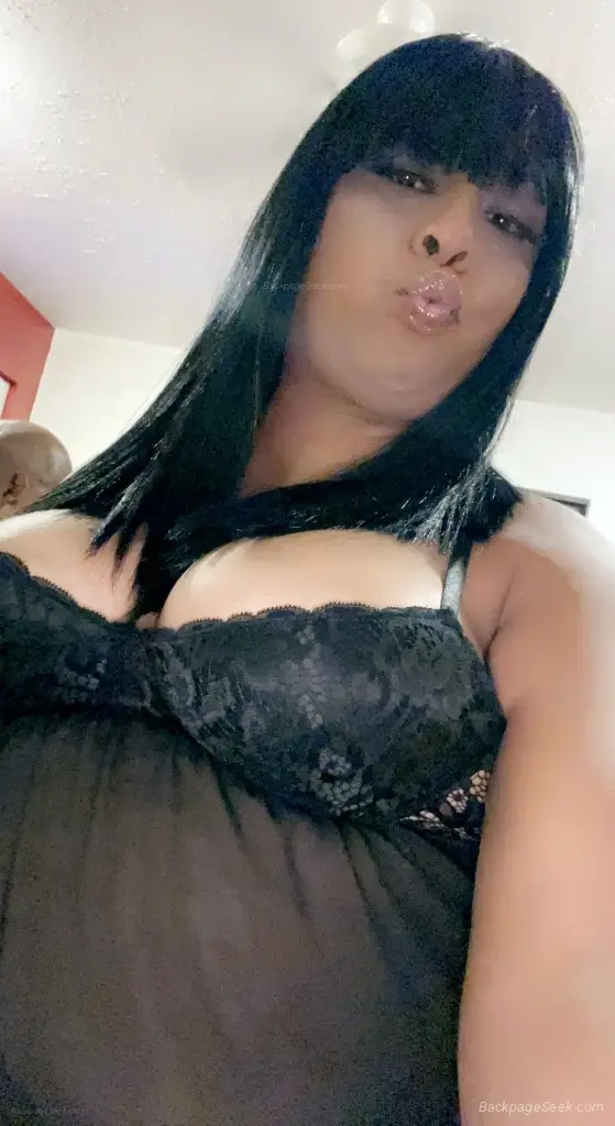 SEXY LATiNA TS FOR YOU PLEASURE