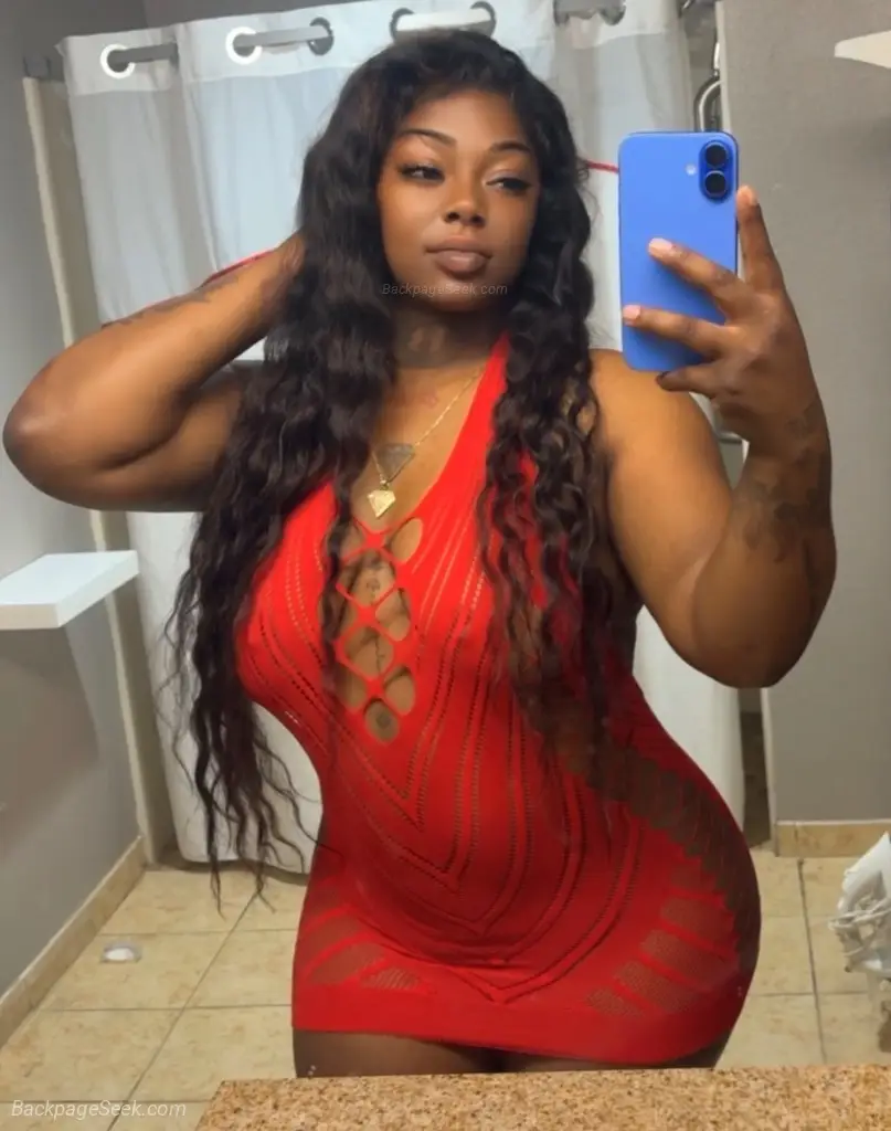 TheSecretChocolate Factory in Buffalo – Women Seeking Men photo 3