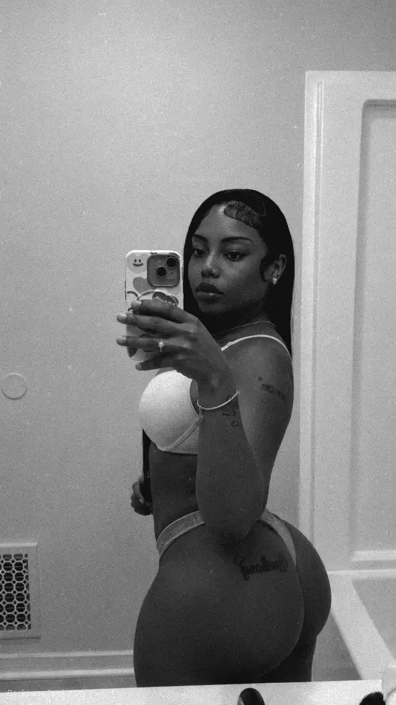 IM BACK in Buffalo – Women Seeking Men photo 4