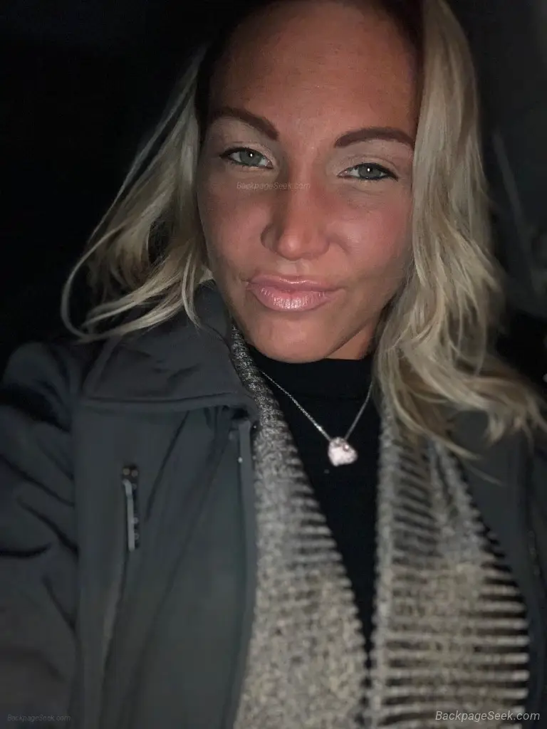 PLATINUM BLONDE TANNED BOMBSHELL NO DEPOSIT in Buffalo – Women Seeking Men photo 2