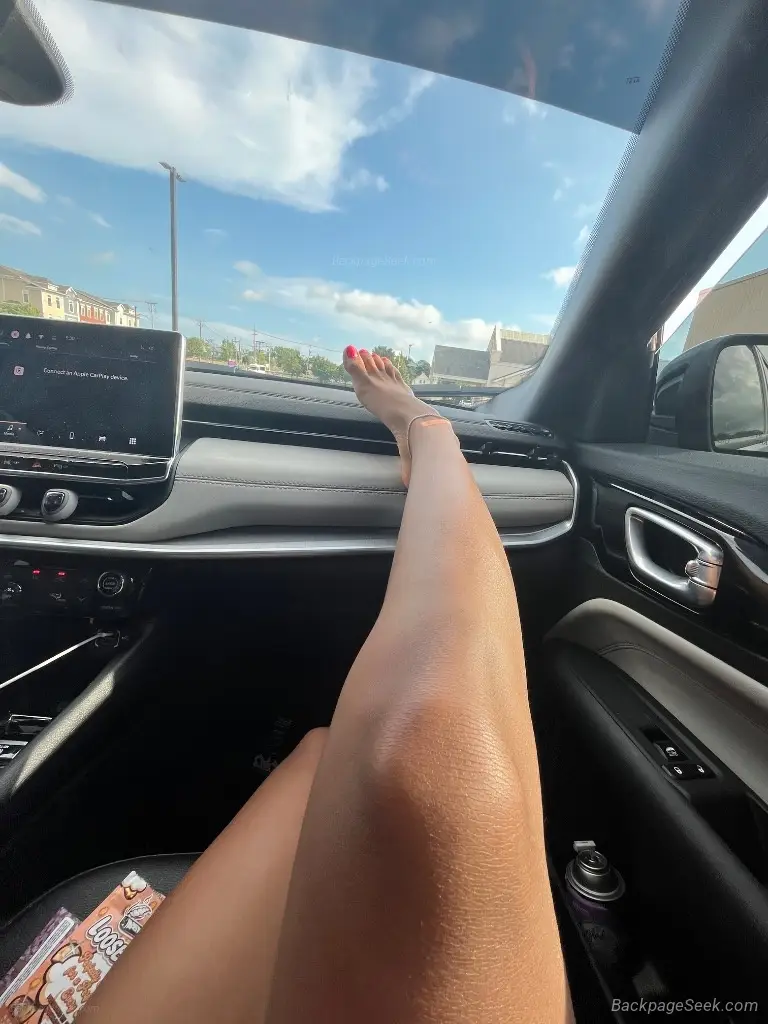 HELLO DADDY I GOT CONTENT FOR SELL in Buffalo – Women Seeking Men photo 4