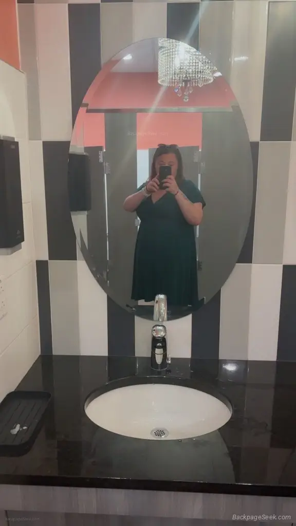 Sexy Sarah in Buffalo – Women Seeking Men photo 2
