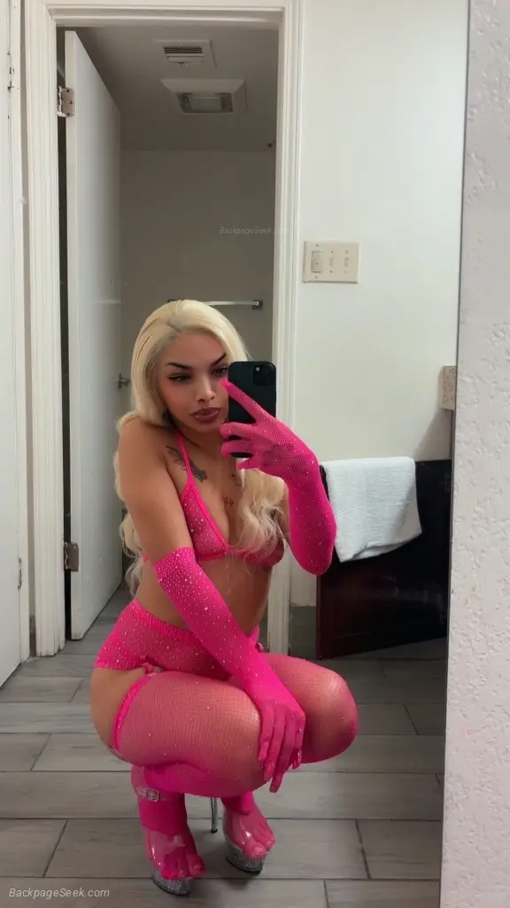 ask about my hhr full hr incall specials in Buffalo – Women Seeking Men photo 4