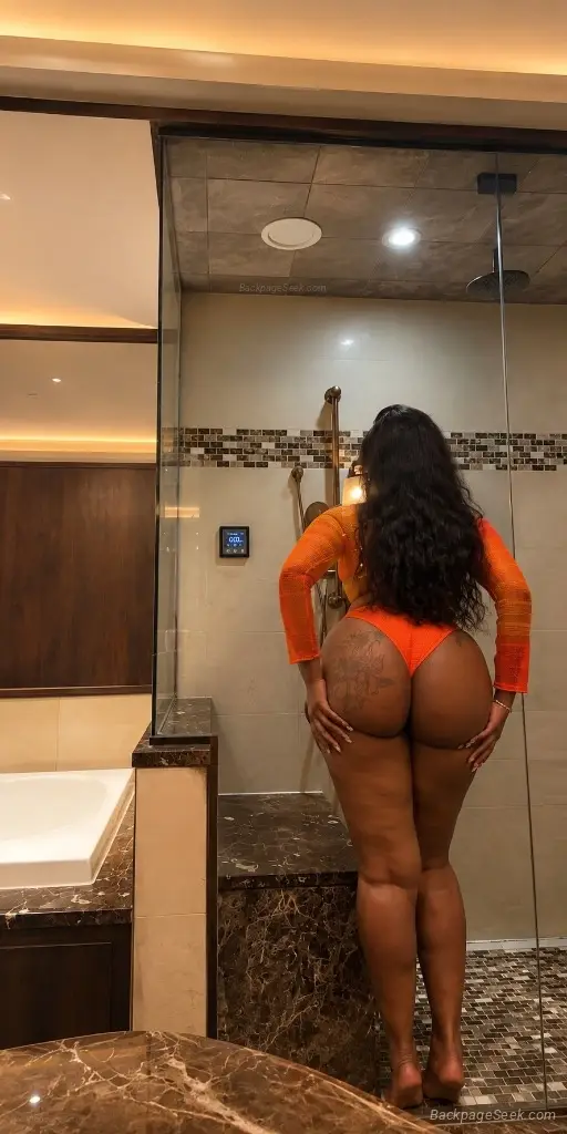 Your Favorite Latina A Little Hard to Find Impossible to For... in Buffalo – Women Seeking Men photo 4