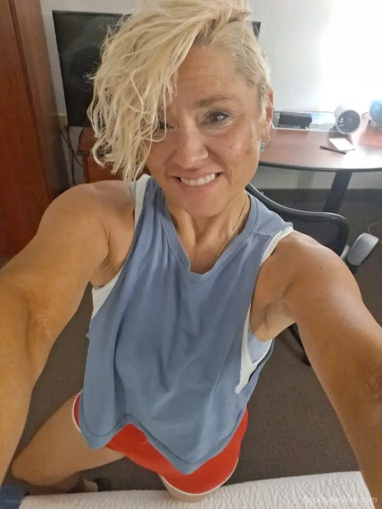 classy erotic mature lady to fulfill all your desires and ne... in Buffalo – Women Seeking Men photo 2