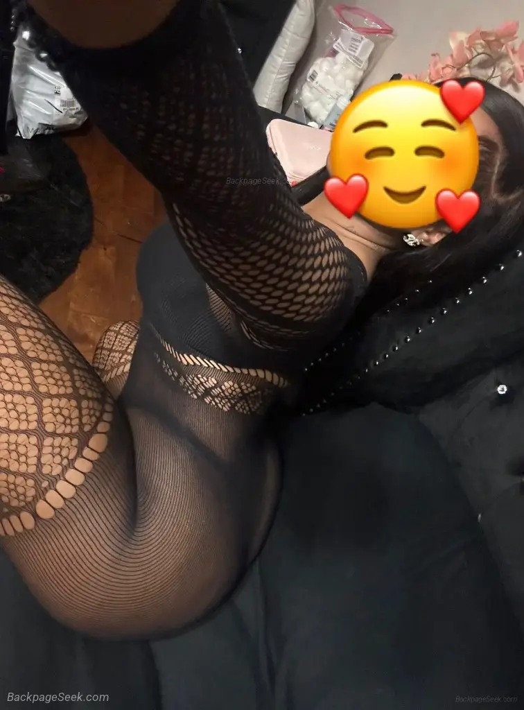 FIRE SEXY AVAILABLE 24/7