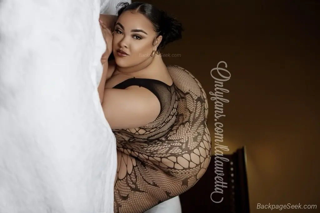 EDISON 2 DAYS only ! FACESITTING / DOM QUEEN your favorite big booty