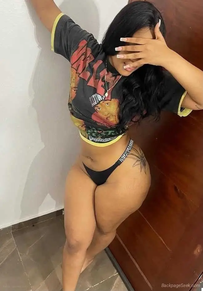 Hey daddy, I'm available, new to the area, come and enjoy