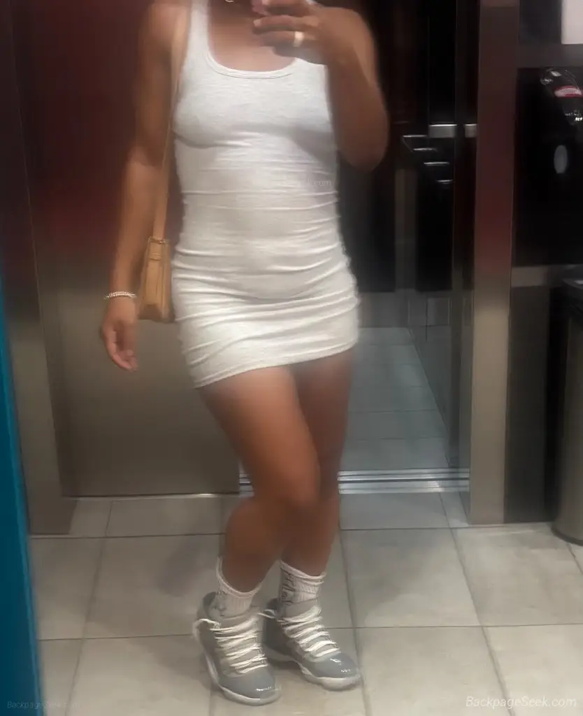 thristy thotty two bust tuesday in Charlotte – Women Seeking Men photo 4