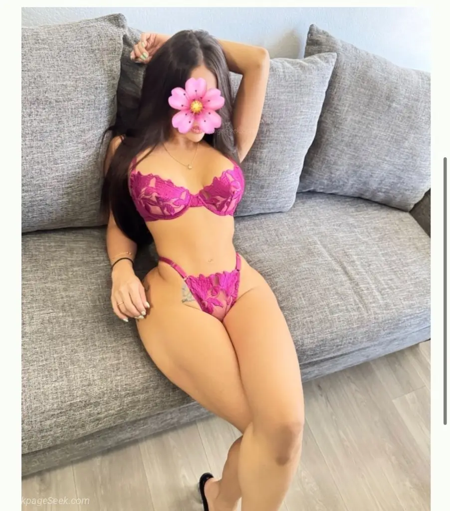 latina in Charlotte – Women Seeking Men photo 5