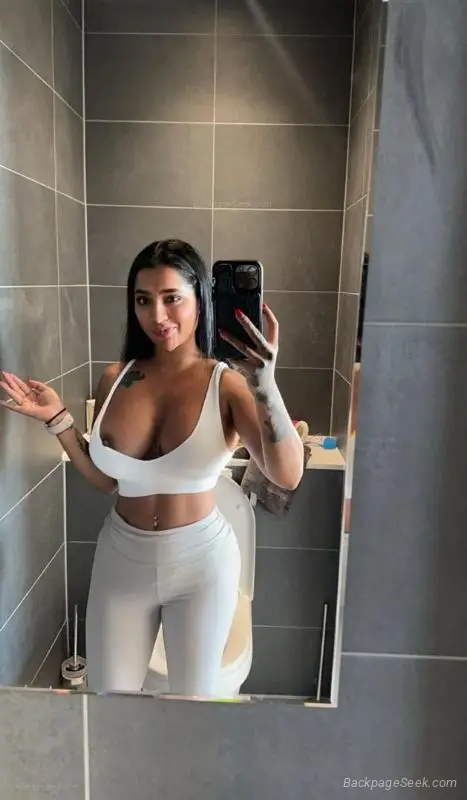 Telegram TinaLucia1 Sexy Hot girl Available for HotelMotel in Charlotte – Women Seeking Men photo 3