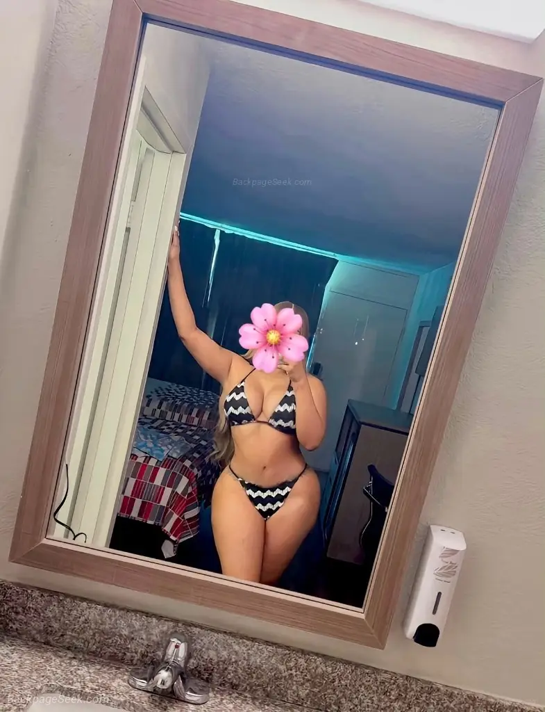 latina hot in Charlotte – Women Seeking Men photo 4