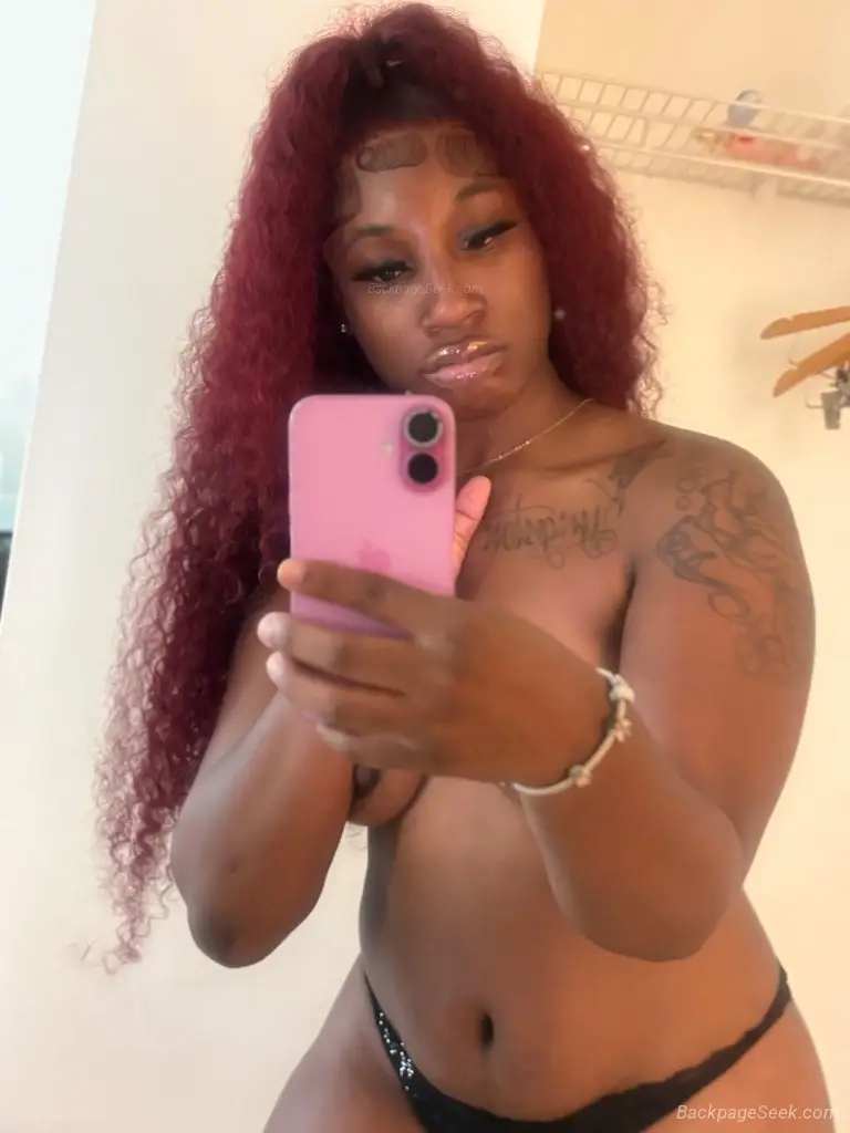 NEW IN TOWN add my ig @Cocoxoxo_1