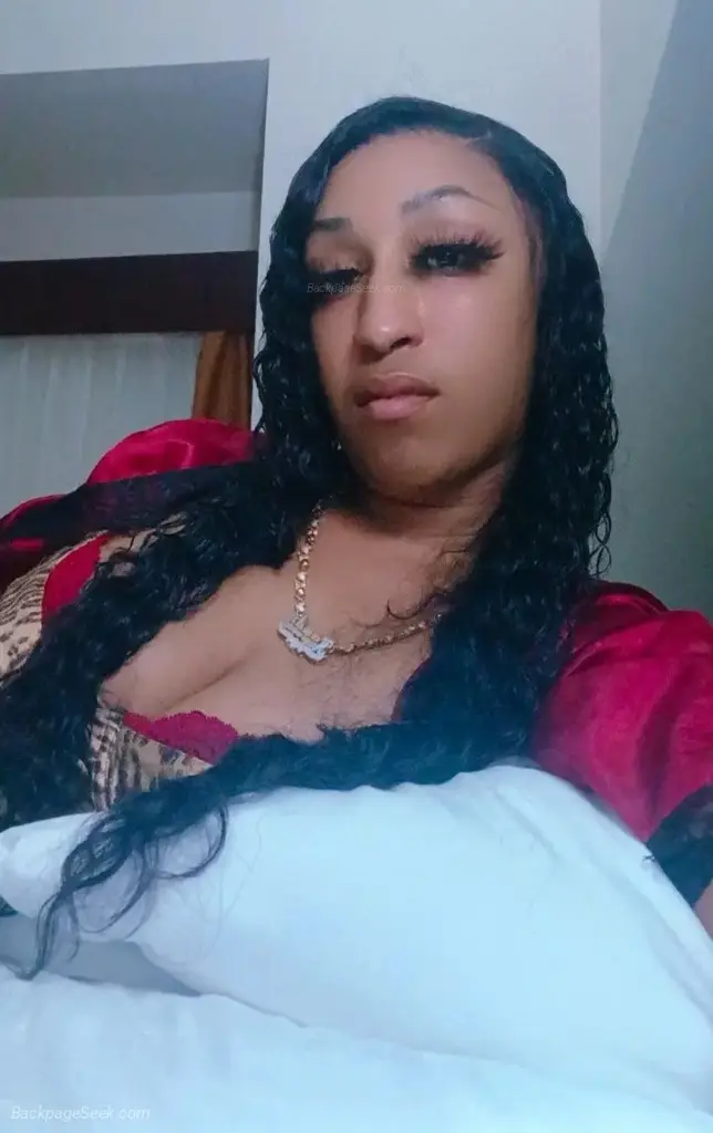 Hennessy NEW IN TOWN CHECK ME OUT in Charlotte – Women Seeking Men photo 5
