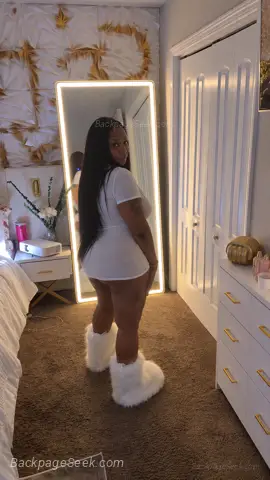 Available now in Charlotte – Women Seeking Men photo 4