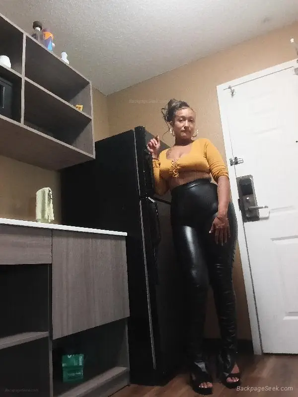 READY NOW LOOKING FOR GENEROUS GENTLEMAN TO ENJOY ME in Charlotte – Women Seeking Men photo 6