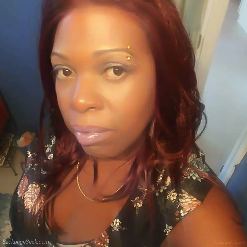 Late Night Chill spot with Tee-tee $60Qv Hhr $100 incalls are