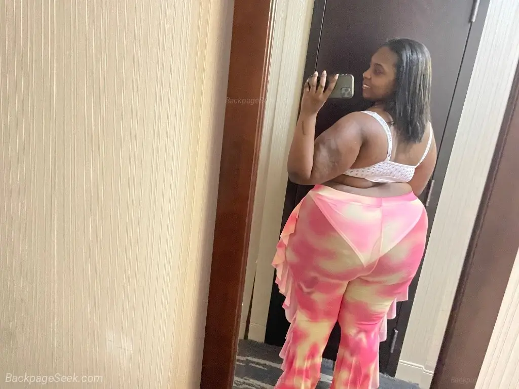 AVAILABLE in Chicago – Women Seeking Men photo 2