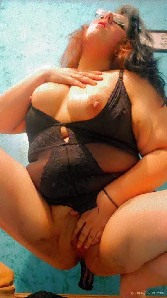 MILFCONTENT CREATOR in Chicago – Women Seeking Men photo 4