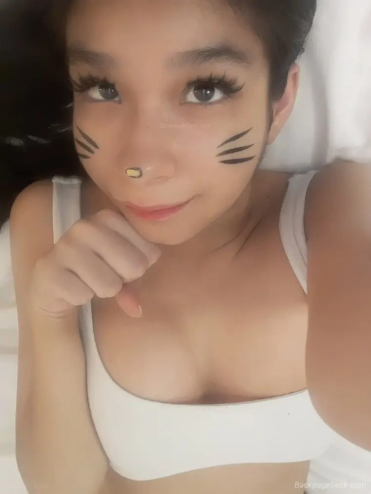 petite cute spoiled in Chicago – Women Seeking Men photo 4