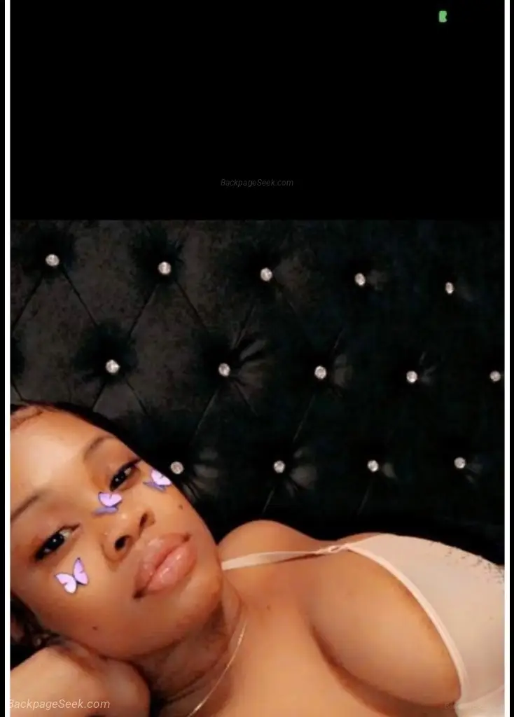 NEW IN TOWN AN ALLLURING EXPERIENCE