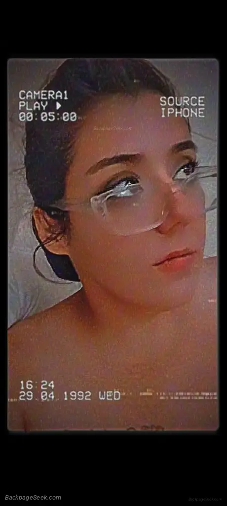 MILF CONTENT CREATOR SUBMISSIVE in Chicago – Women Seeking Men photo 3