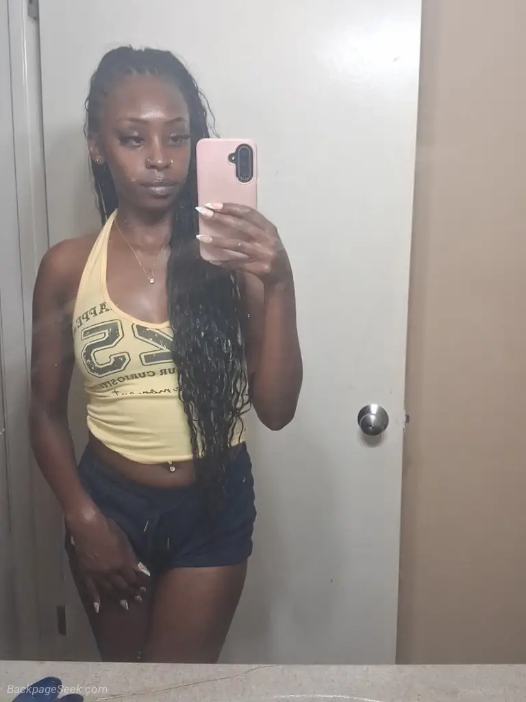 INCALLS ONLYLittle FuN SiZe Me in Chicago – Women Seeking Men photo 6