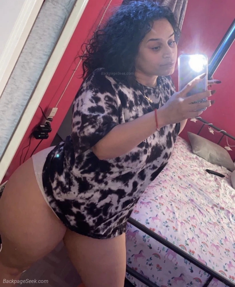 Hi Guys hit me up rn I m mely im available nowCome Smack it For
