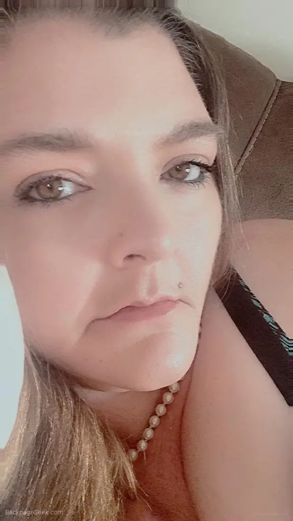 CONVERSATION CONNECTION and QUALITY TIME INCALL and OUTCALLS in Cincinnati – Women Seeking Men photo 3