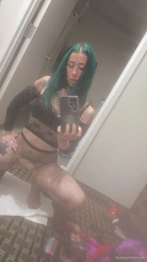 sweet n petite let s meet in Cincinnati – Women Seeking Men photo 3