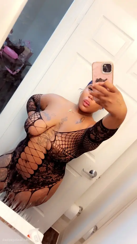OUTCALLS ONLY IF U UBER ME THERE AND BACK Or CARPLAYS in Cincinnati – Women Seeking Men photo 3