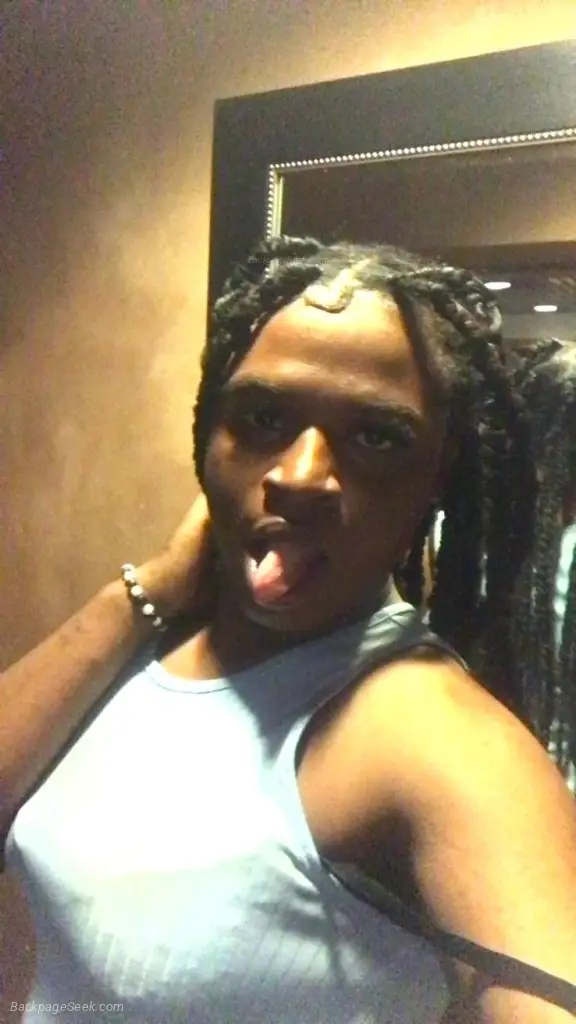 INCALLS AVAILABLE NOW TS Brown Skin Baddiee in Cincinnati – Women Seeking Men photo 2